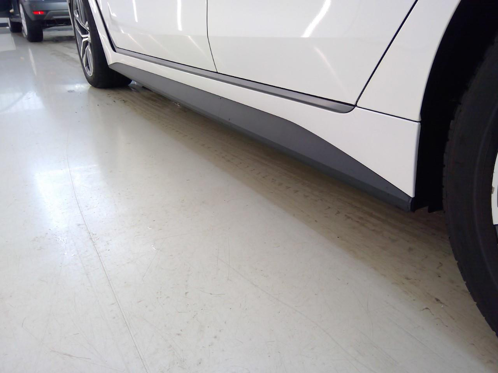 Photo 18 of BMW i4