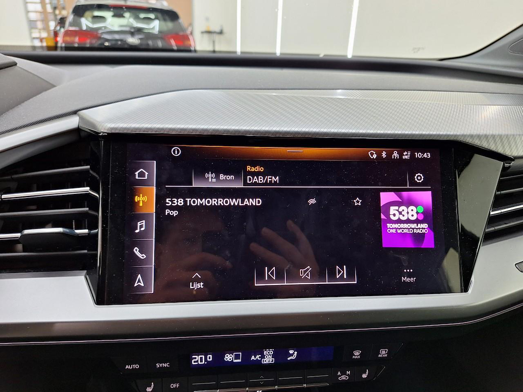 Foto 15 van Audi Q4 Sportback e-tron