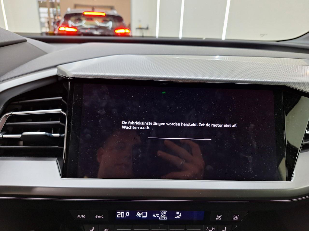 Foto 17 van Audi Q4 Sportback e-tron