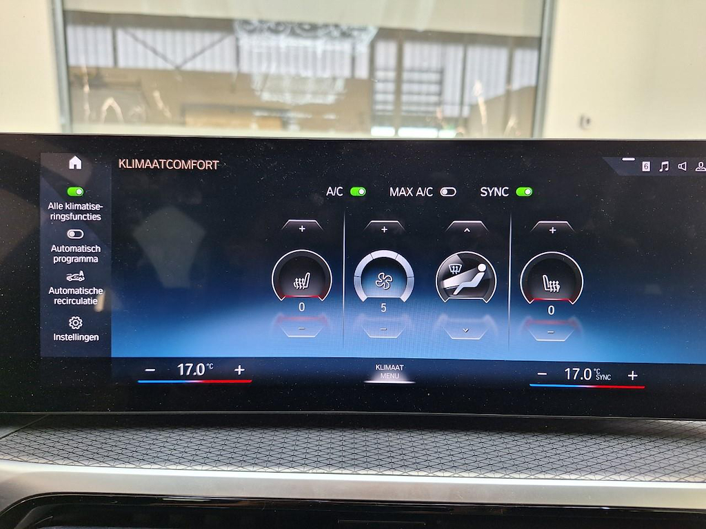 Foto 13 van BMW i4