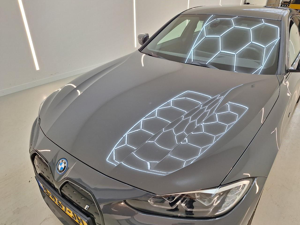 Foto 24 van BMW i4