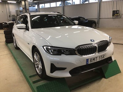 Kaufe BMW Series 3 bei Ayvens Carmarket