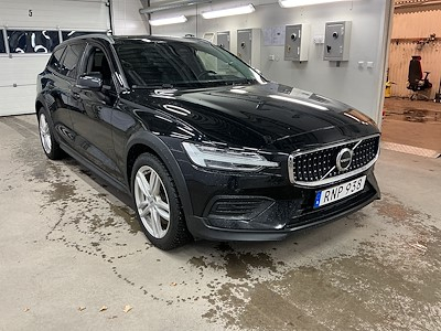 Buy VOLVO V60 Cross Count on Ayvens Carmarket