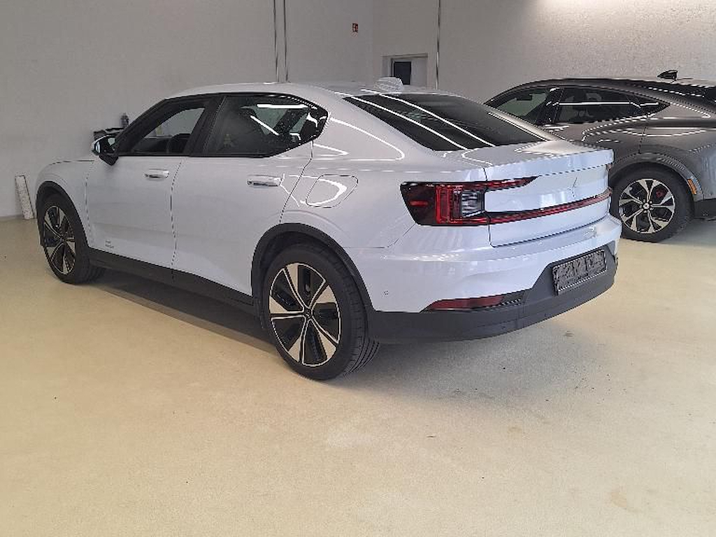 Polestar 2 8KWH LRSM RWD 99CV GPS, PDC, Automatic air conditioning