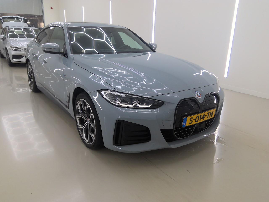 Foto 14 van BMW i4