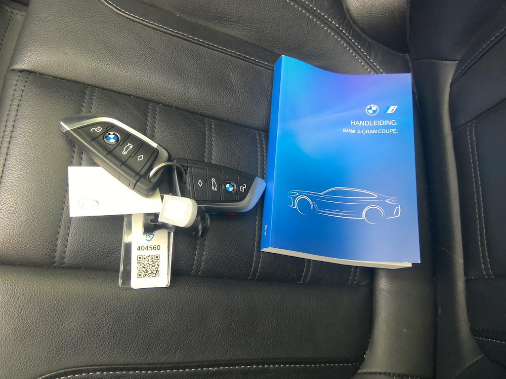 Foto 17 van BMW i4