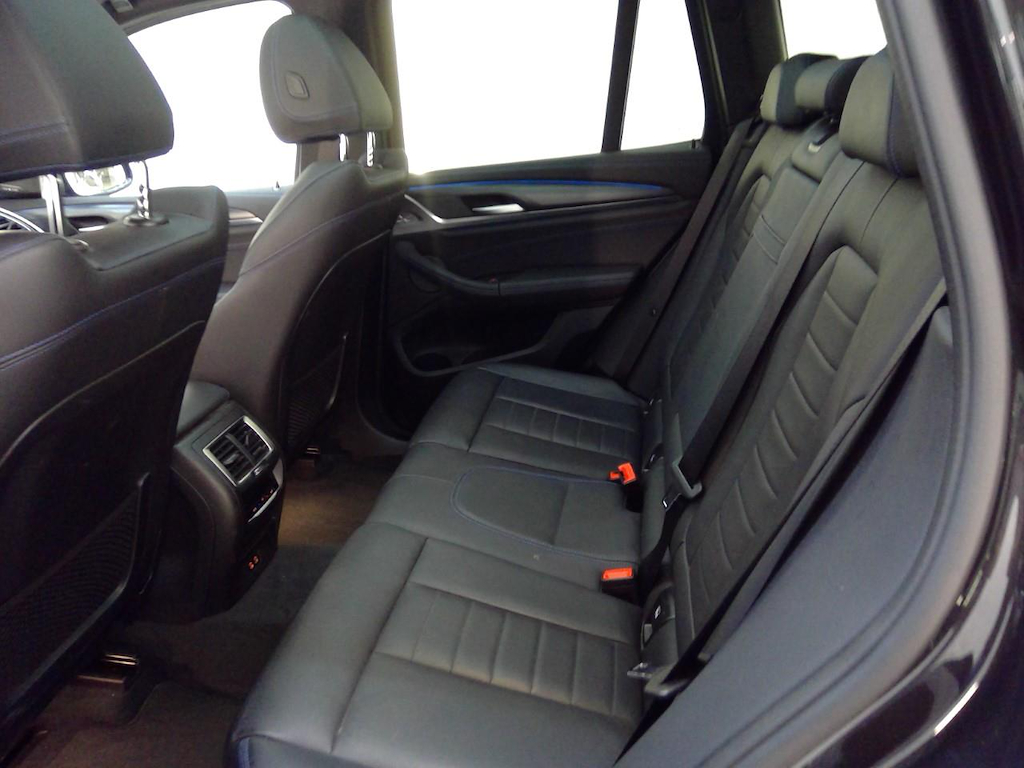 Foto 8 van BMW ix3