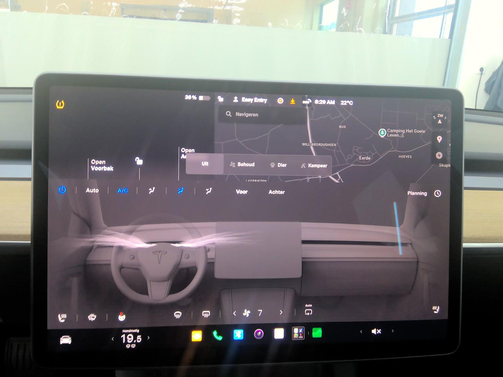 Foto 15 van Tesla Model 3