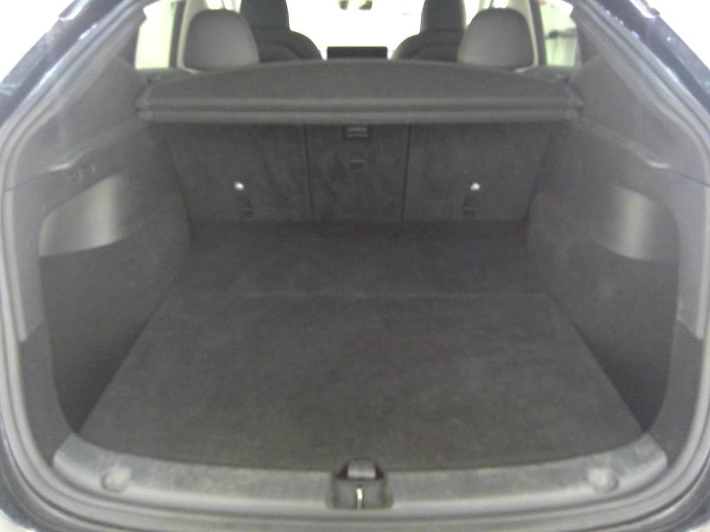 Foto 9 van Tesla Model Y