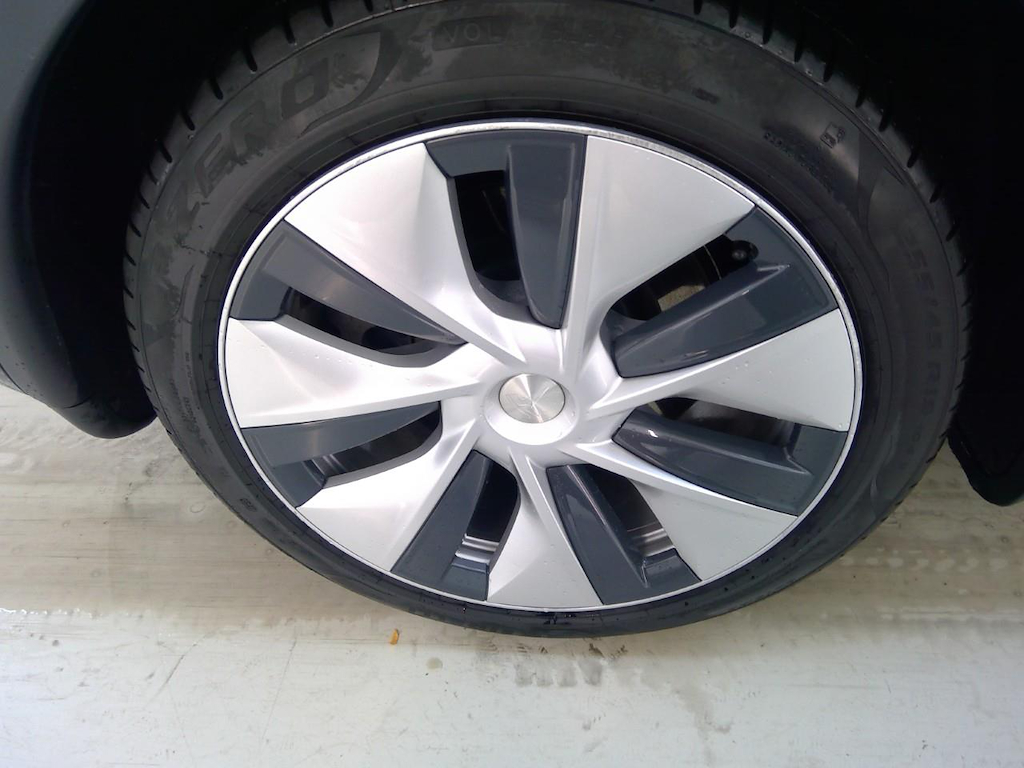 Foto 24 van Tesla Model Y