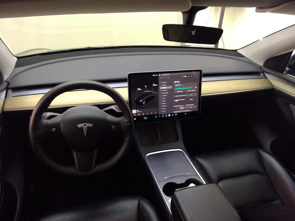 Foto 4 van Tesla Model Y