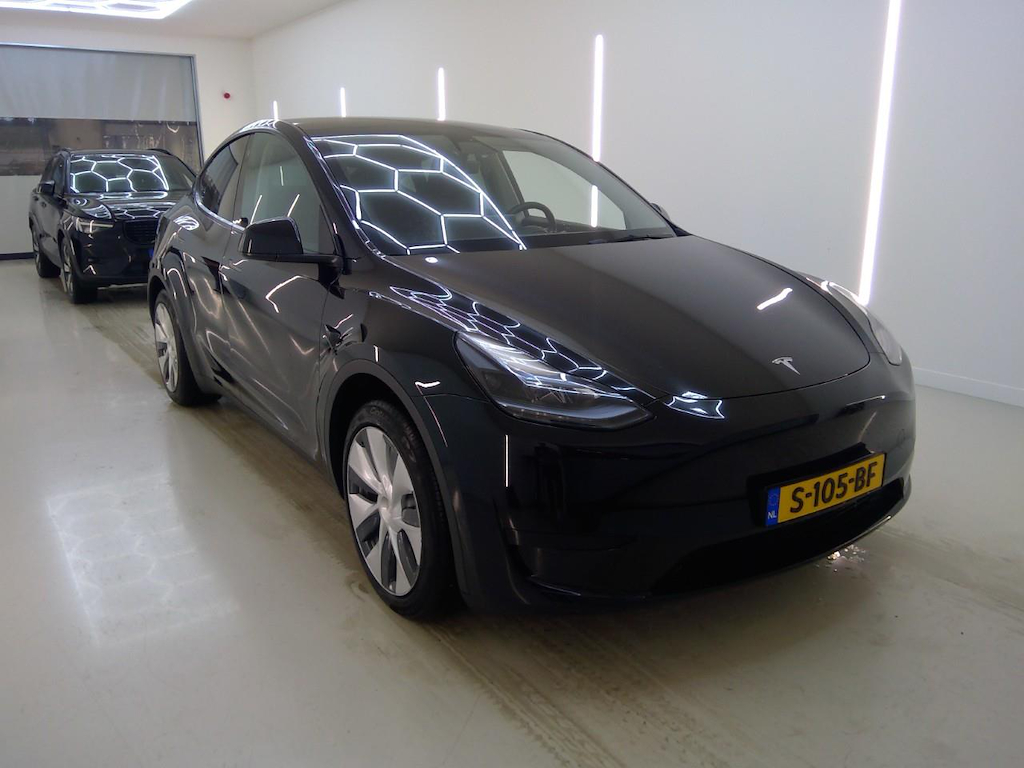 Foto 5 van Tesla Model Y