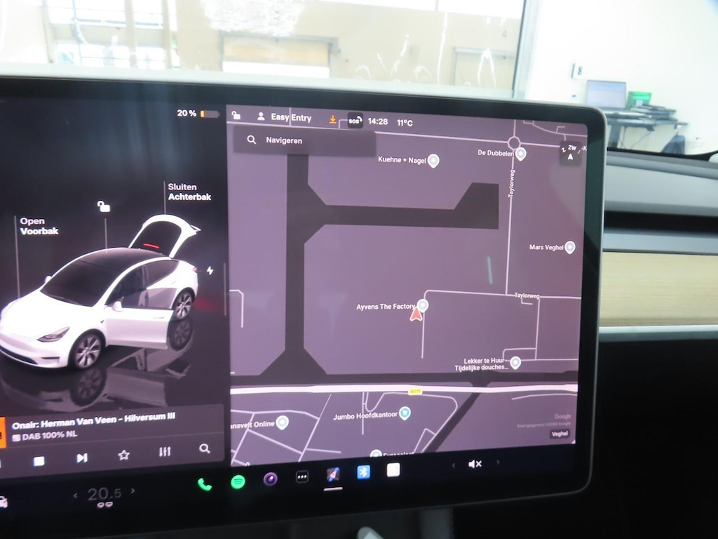 Foto 20 van Tesla Model Y