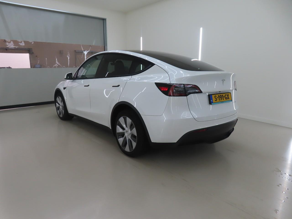 Foto 5 van Tesla Model Y