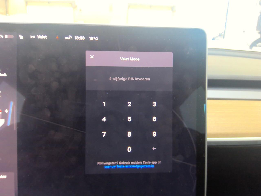 Foto 20 van Tesla Model 3