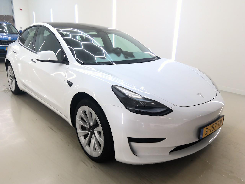 Foto 6 van Tesla Model 3