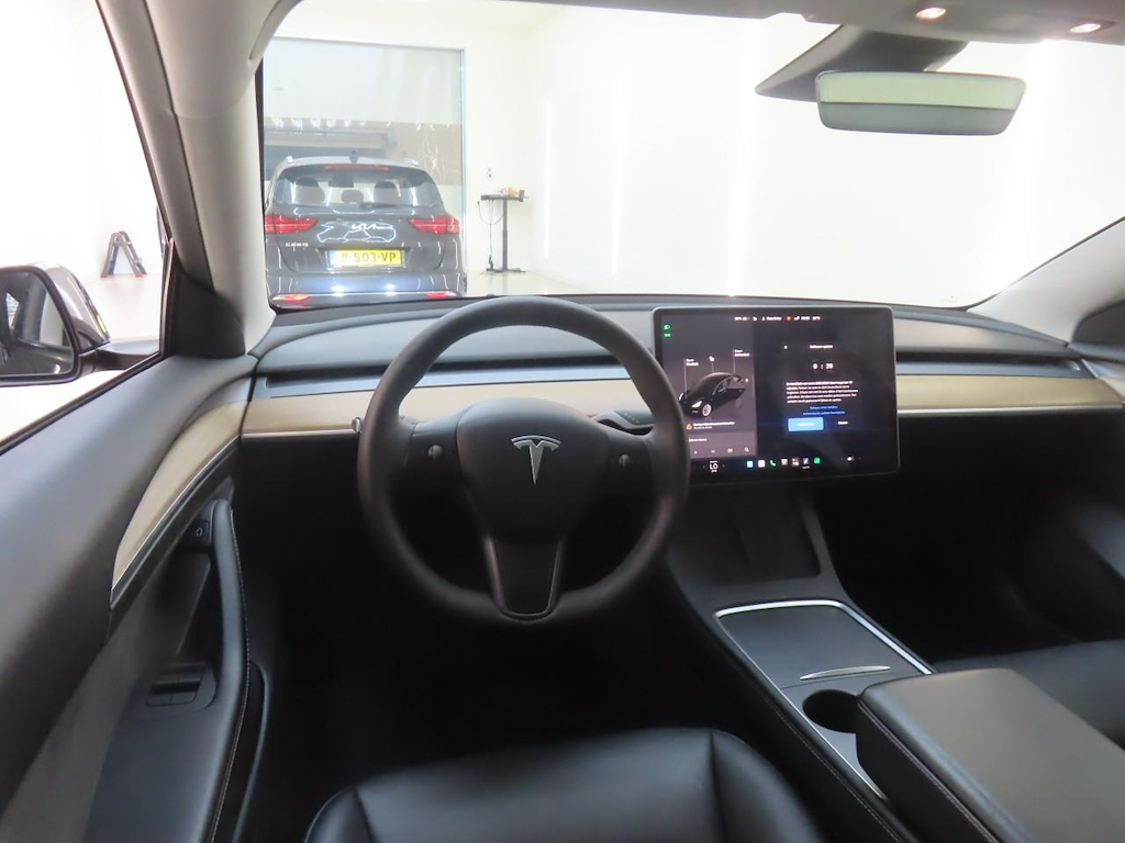 Foto 5 van Tesla Model 3