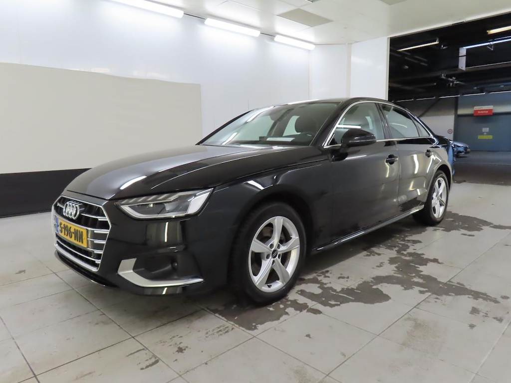 Audi A4 Limousine 35 TFSI S tronic Advanced Edition 4d