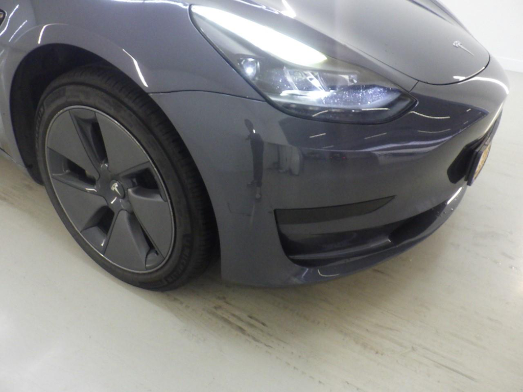 Foto 31 van Tesla Model 3
