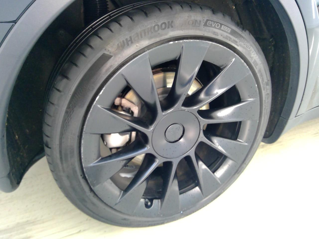 Foto 20 van Tesla Model Y