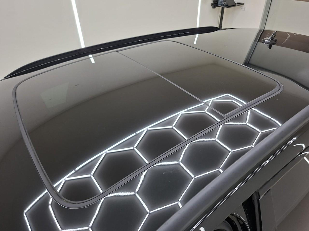 Foto 23 van Audi e-tron