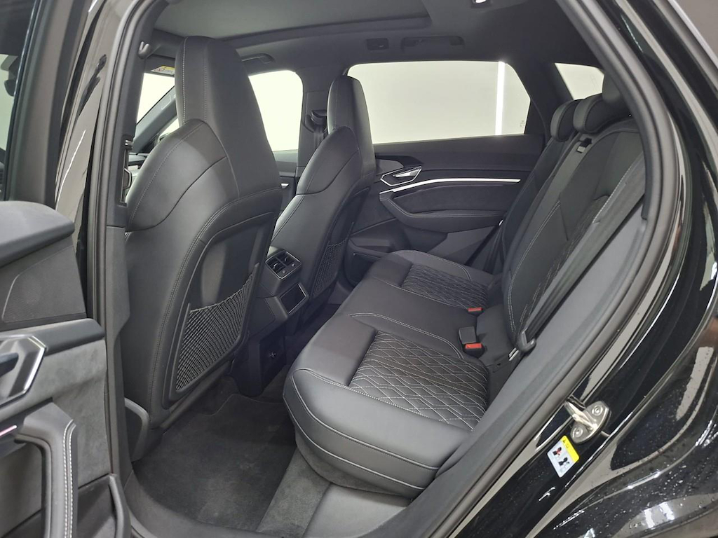 Foto 8 van Audi e-tron