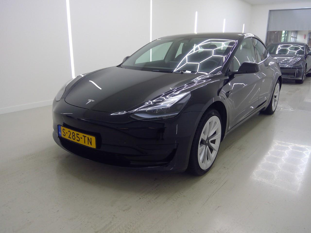 Foto 2 van Tesla Model 3