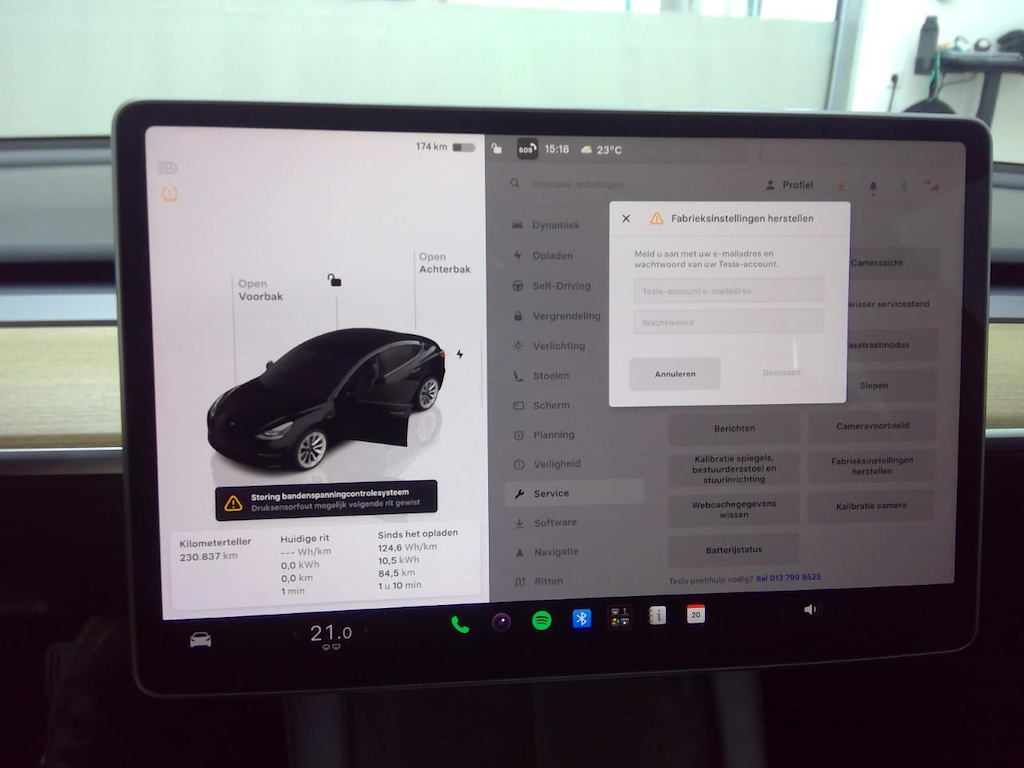 Foto 18 van Tesla Model 3