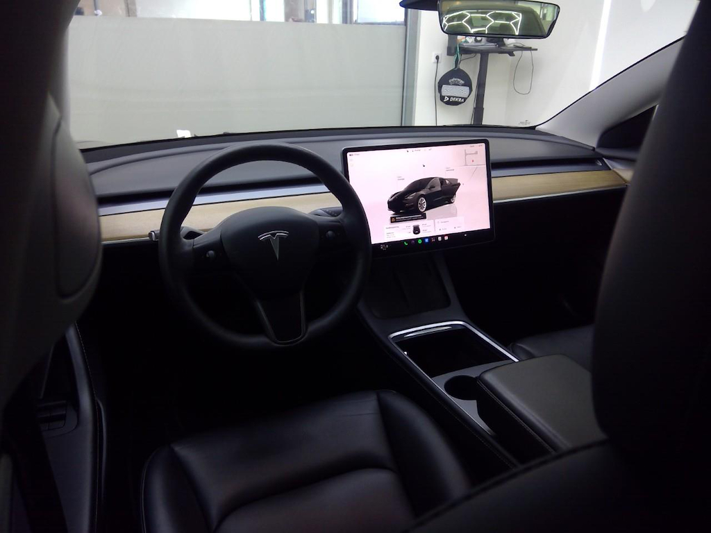 Foto 4 van Tesla Model 3