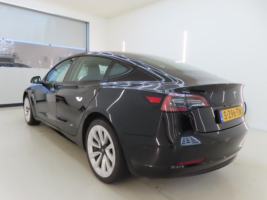 Foto 5 van Tesla Model 3