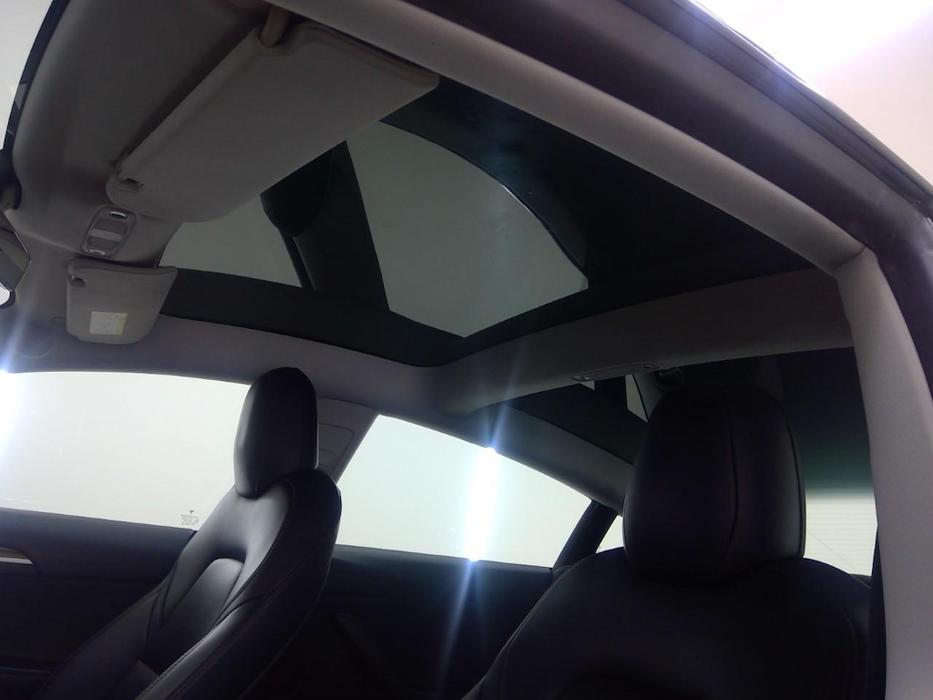 Foto 21 van Tesla Model 3