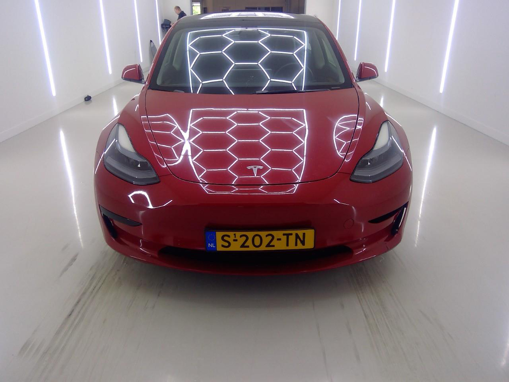 Foto 37 van Tesla Model 3