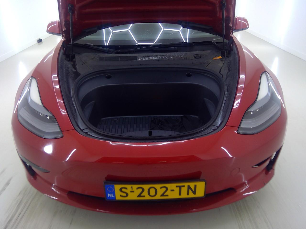 Foto 9 van Tesla Model 3