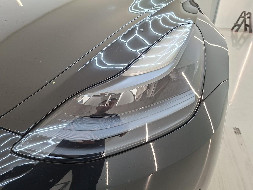 Foto 17 van Tesla Model 3