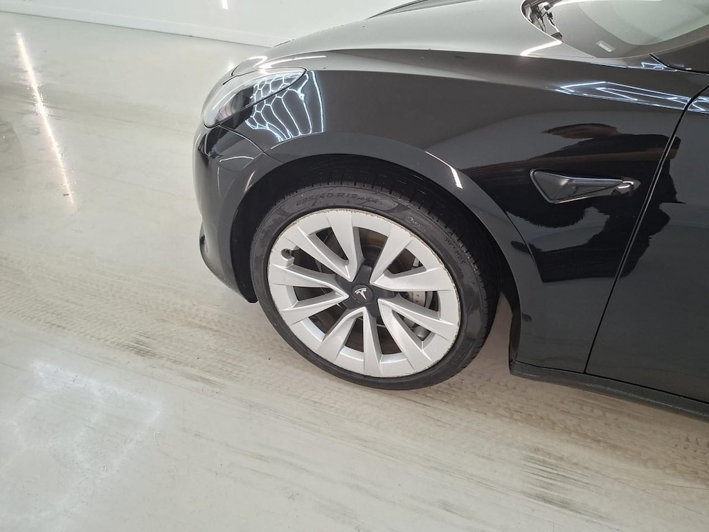 Foto 19 van Tesla Model 3