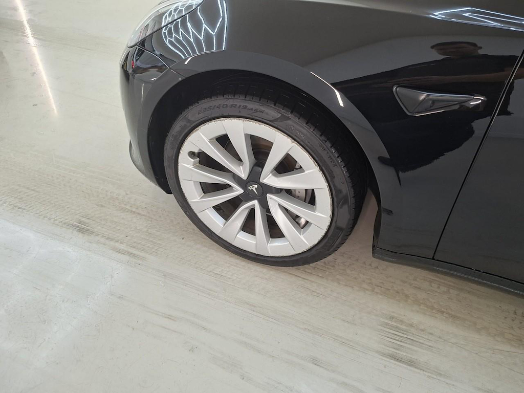 Foto 21 van Tesla Model 3