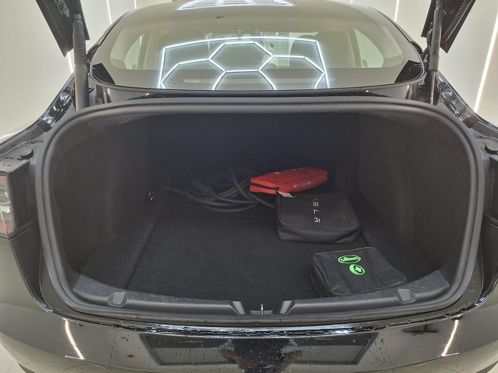 Foto 3 van Tesla Model 3