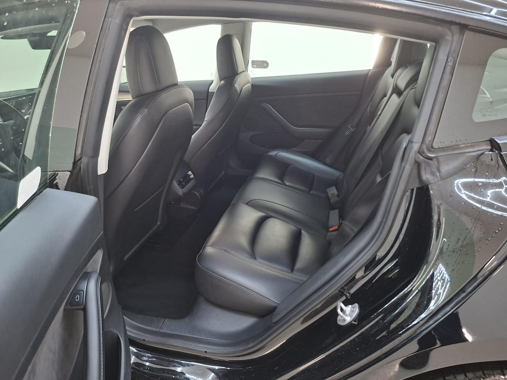 Foto 5 van Tesla Model 3