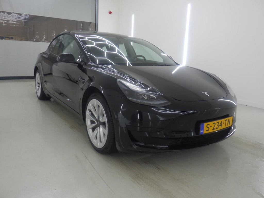 Foto 5 van Tesla Model 3