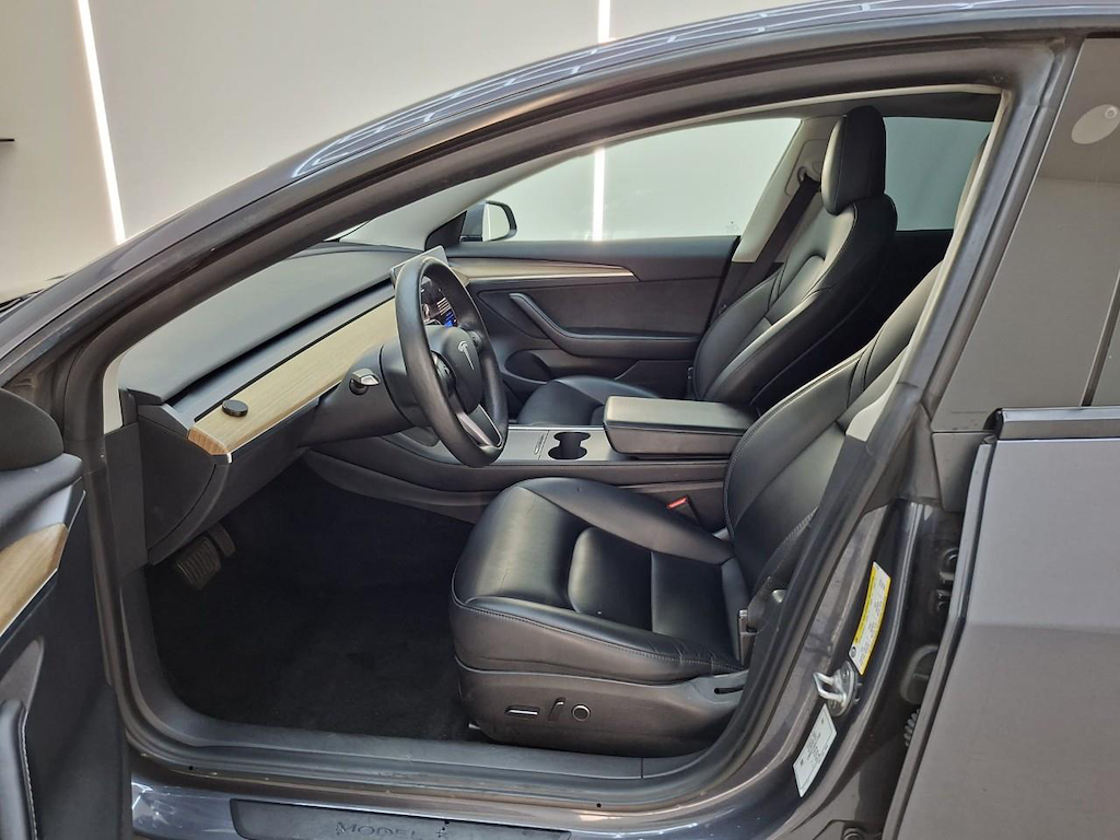 Foto 5 van Tesla Model 3