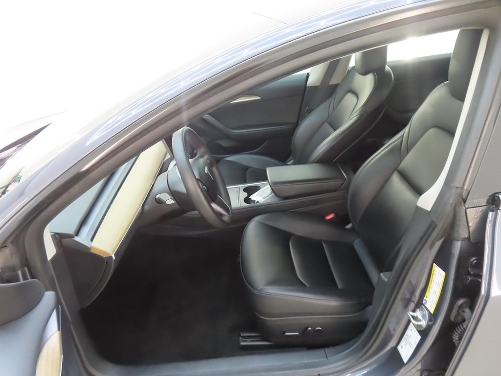 Foto 6 van Tesla Model 3