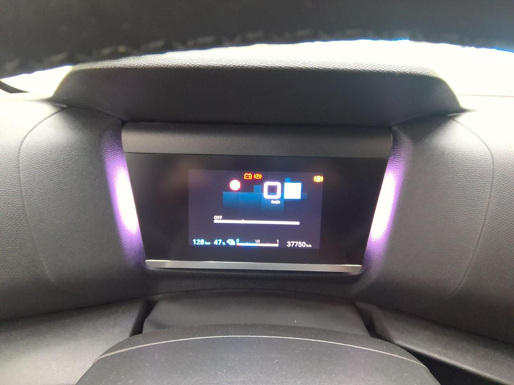 Foto 5 van Citroën ë-C4 X