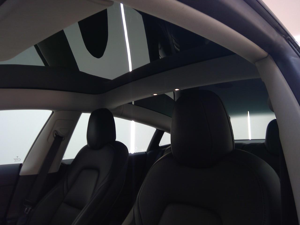 Foto 22 van Tesla Model 3