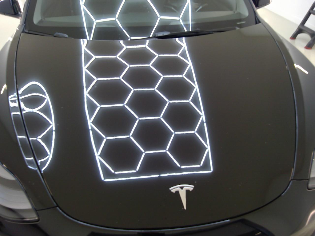 Foto 35 van Tesla Model 3