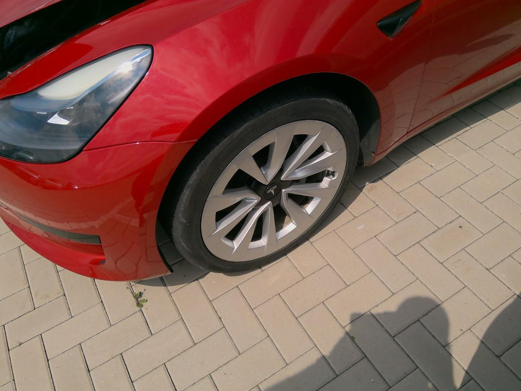 Foto 21 van Tesla Model 3