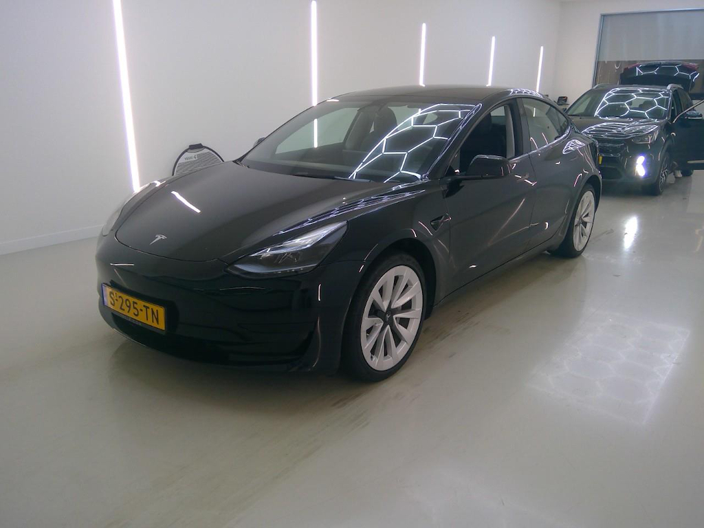 Foto 2 van Tesla Model 3