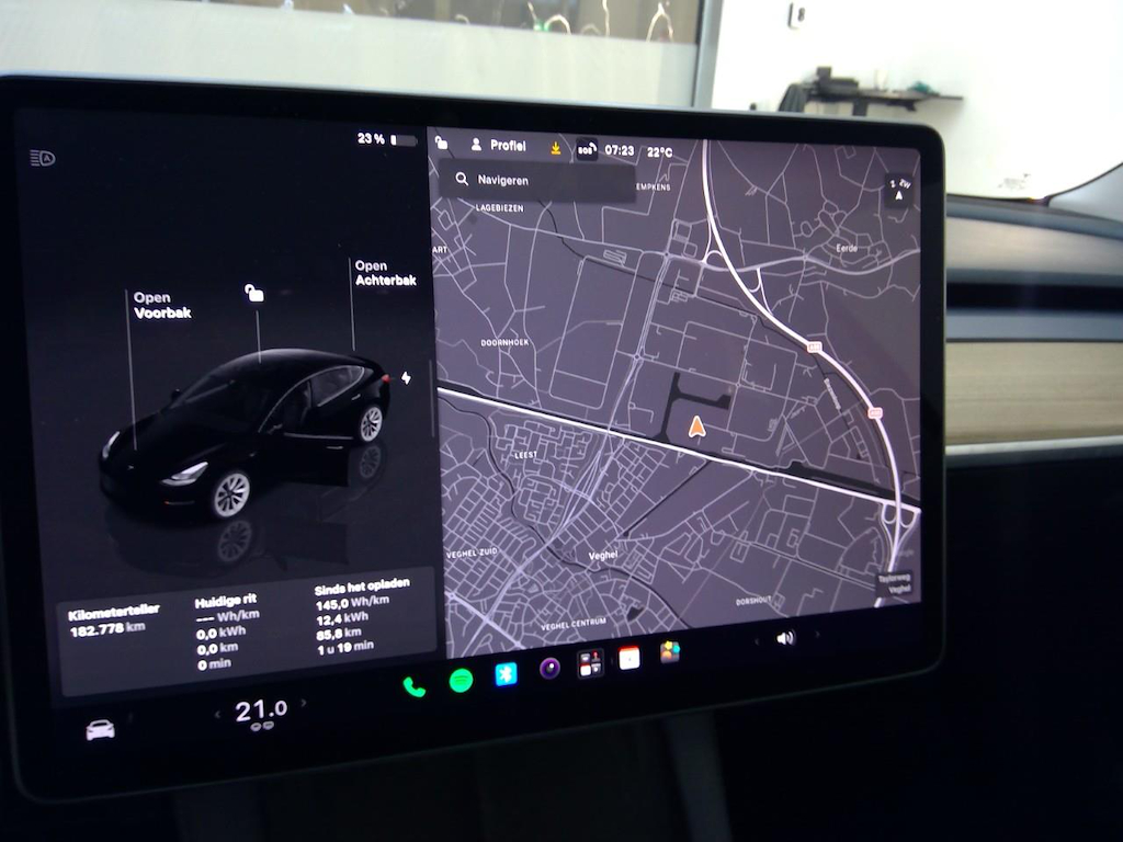 Foto 12 van Tesla Model 3