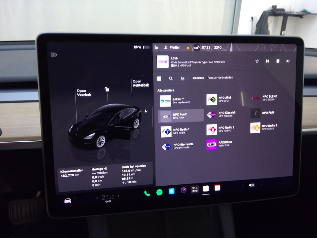 Foto 14 van Tesla Model 3