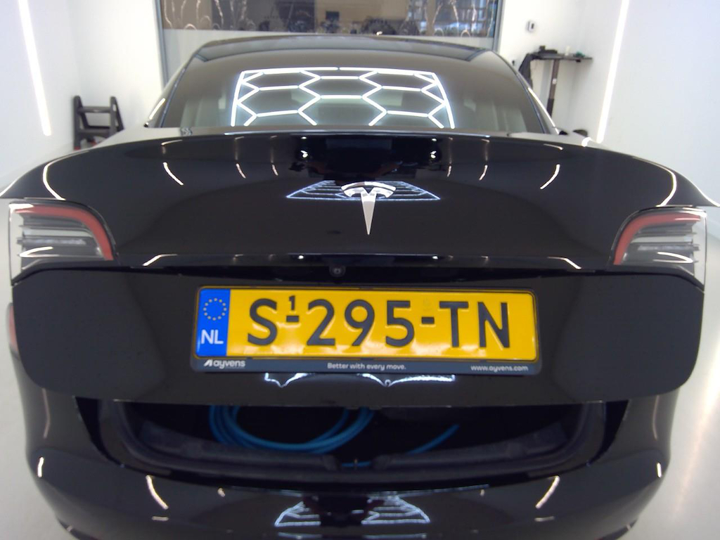 Foto 20 van Tesla Model 3