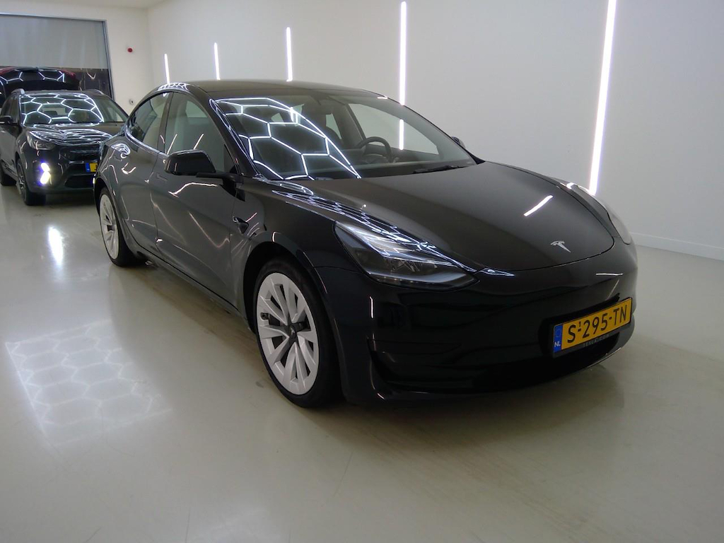 Foto 6 van Tesla Model 3